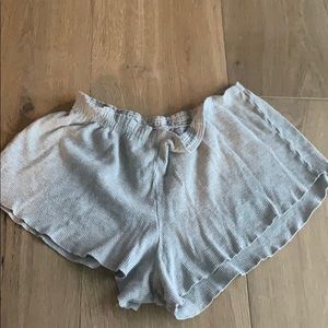 grey flowy shorts
